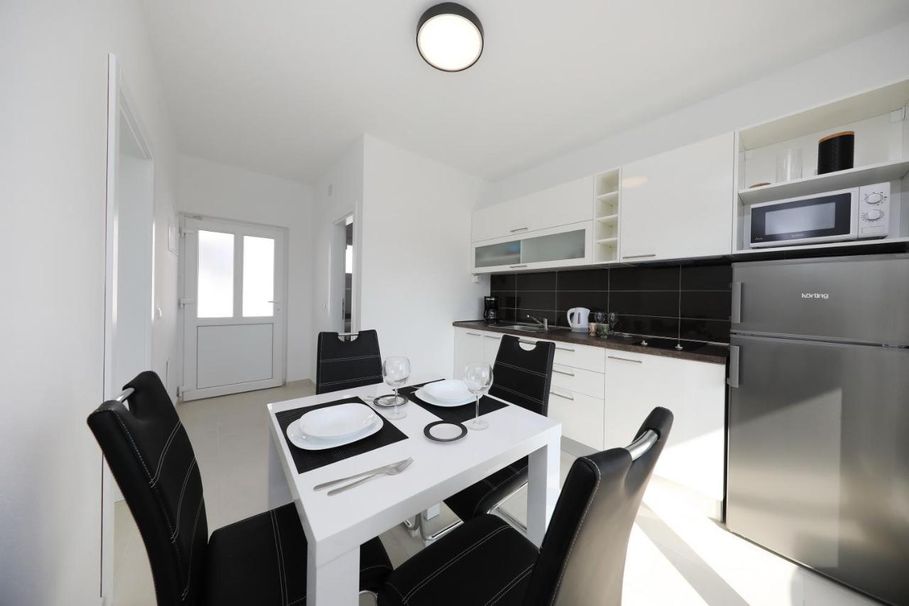 Apartments Noa Nin Zdrijac ภายนอก รูปภาพ