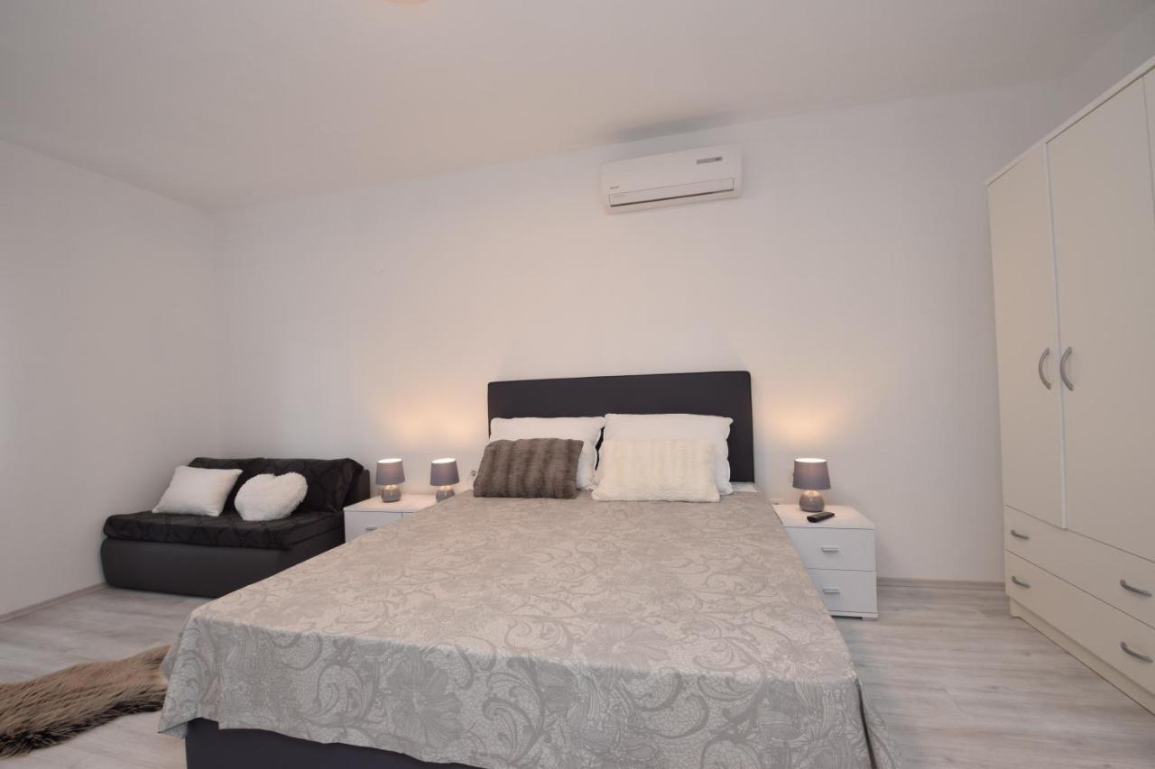 Apartments Noa Nin Zdrijac ภายนอก รูปภาพ