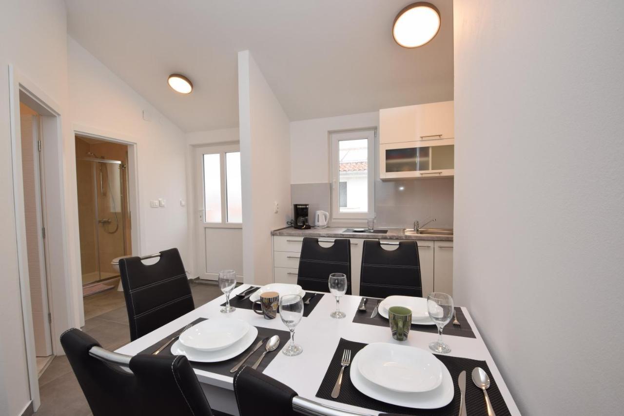 Apartments Noa Nin Zdrijac ภายนอก รูปภาพ